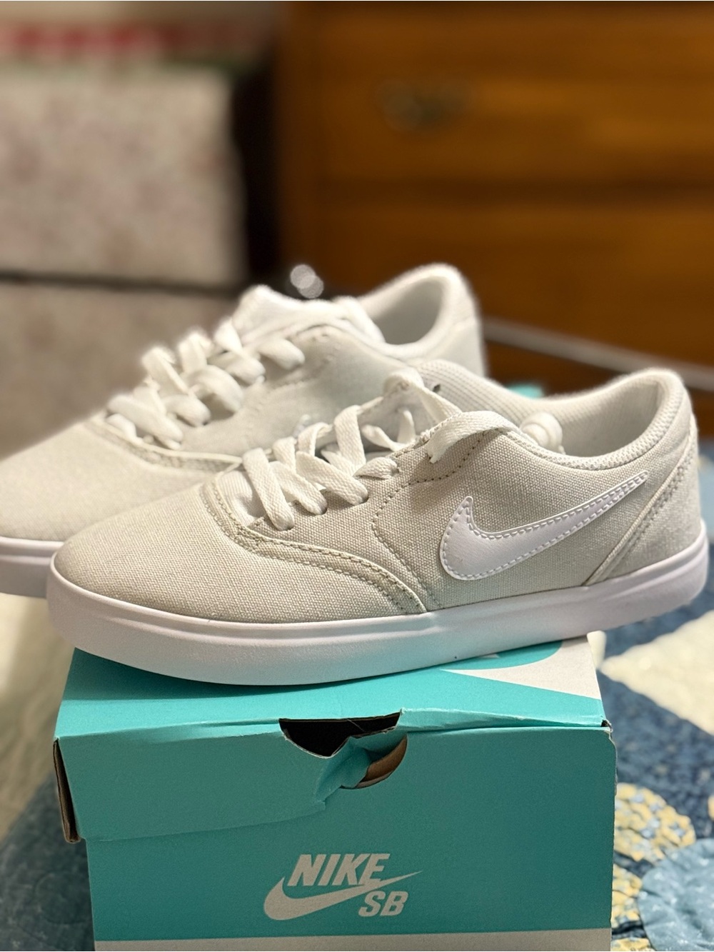 Nike SB Check Canvas skateboarding shoes , NWT, YOUTH 4.5 - Picture 3 of 10